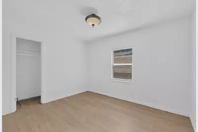 3831 Vanette Lane, Dallas, TX 75216 - Photo 20