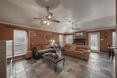 2722 Kingswood Boulevard, Grand Prairie, TX 75052 - Photo 4