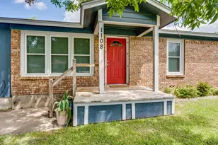 1108 Chester St, Cleburne, TX 76033 - Photo 1
