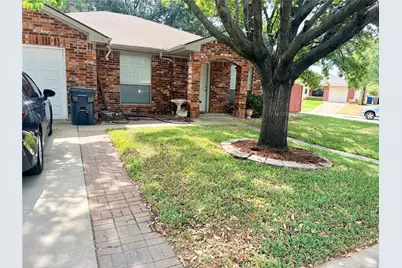 1036 El Triumfo Street, Dallas, TX 75212 - Photo 2