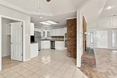 1300 Tierra Calle, Carrollton, TX 75006 - Photo 8