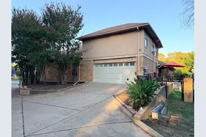6801 Bellaire Court S, Benbrook, TX 76132 - Photo 30