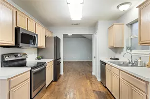1211 Varacruz Dr, Arlington, TX 76010 - Photo 2