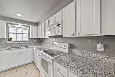 3100 Cole Avenue #211, Dallas, TX 75204 - Photo 14