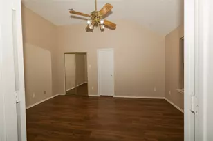 2083 Sundance Ct, Lewisville, TX 75067 - Photo 14