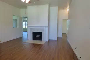 3904 Valez Dr, Carrollton, TX 75007 - Photo 10
