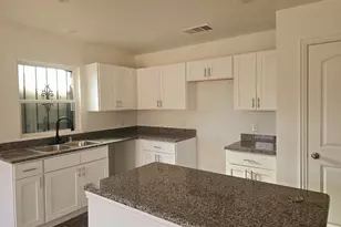 1208 E Daggett Ave, Fort Worth, TX 76104 - Photo 1