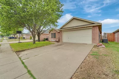[Address not provided], Arlington, TX 76002 - Photo 2