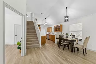 1503 Milla Ct, Euless, TX 76039 - Photo 4