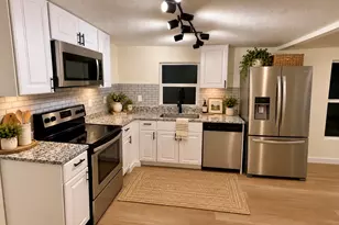 131 Elder St, Waxahachie, TX 75165 - Photo 2