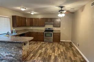3916 Longmeadow Way, Fort Worth, TX 76133 - Photo 6
