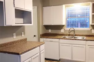 3225 Cortez Dr, Fort Worth, TX 76116 - Photo 2