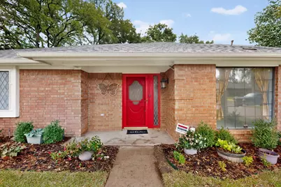 2008 Turf Club Drive, Arlington, TX 76017 - Photo 2