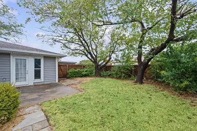 1882 Hillcrest Drive, Lewisville, TX 75077 - Photo 26