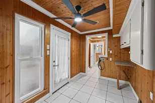 1882 Hillcrest Dr, Lewisville, TX 75077 - Photo 22
