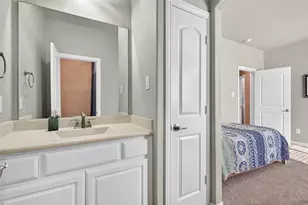 2705 Sky Ridge Rd, Arlington, TX 76001 - Photo 36