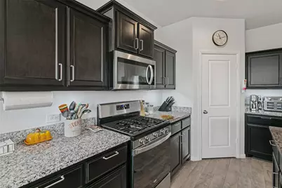 9653 Calhoun Falls Drive, Fort Worth, TX 76108 - Photo 6