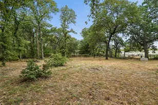 104 Arunda Ct, Weatherford, TX 76085 - Photo 38