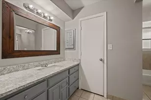 1305 Tierra Calle, Carrollton, TX 75006 - Photo 10