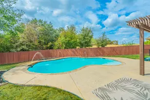 1805 Vista Royale Ct, Fort Worth, TX 76108 - Photo 2