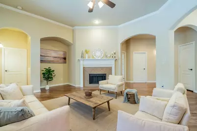 1805 Vista Royale Court, Fort Worth, TX 76108 - Photo 4
