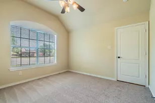 1805 Vista Royale Ct, Fort Worth, TX 76108 - Photo 16