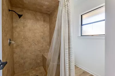 8105 Ravenswood Road, Granbury, TX 76049 - Photo 14