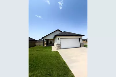 7804 Freedom Crest Avenue, Abilene, TX 79602 - Photo 2