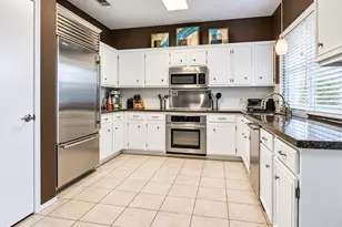 4705 Holly Berry Dr, Plano, TX 75093 - Photo 12