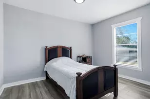 2900 Broadview Dr, Sansom Park, TX 76114 - Photo 10
