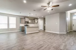 221 Oldcastle Wy, Fort Worth, TX 76052 - Photo 6