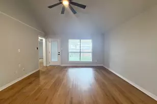 2 Country Club Pl, Waxahachie, TX 75165 - Photo 6