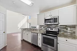 14608 Hawthorne Ct, Addison, TX 75001 - Photo 10