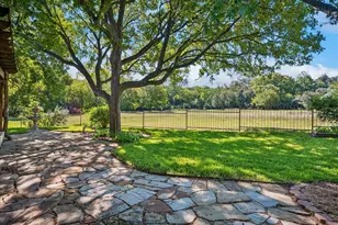 4424 Fair Ridge Dr, Fort Worth, TX 76008 - Photo 2