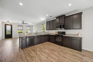 1409 Ellis Ln, Aubrey, TX 76227 - Photo 4