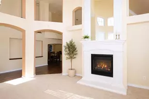 2719 Explorador, Grand Prairie, TX 75054 - Photo 4