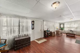 718 Suncrest Dr, Tool, TX 75143 - Photo 8