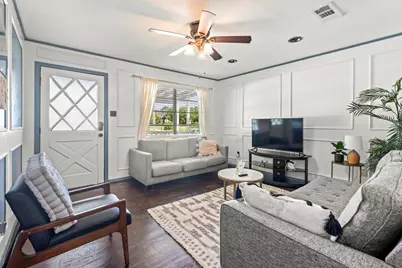 1223 N Center Street, Arlington, TX 76011 - Photo 4
