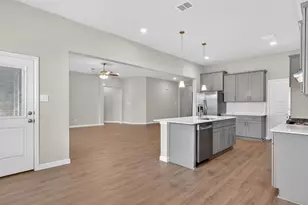 6885 Brahman Dr, Arlington, TX 76001 - Photo 8