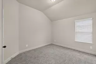 1413 Thibodaux Dr, Greenville, TX 75402 - Photo 24