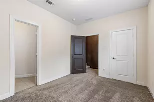 2707 Point Vista Dr, Lewisville, TX 75067 - Photo 32