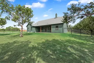 301 Sharla Smelley Rd, Weatherford, TX 76088 - Photo 32