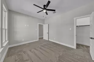 225 NW 16th St, Grand Prairie, TX 75050 - Photo 4