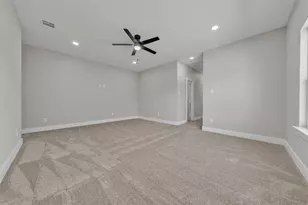 225 NW 16th St, Grand Prairie, TX 75050 - Photo 26