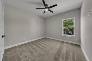 225 NW 16th St, Grand Prairie, TX 75050 - Photo 22
