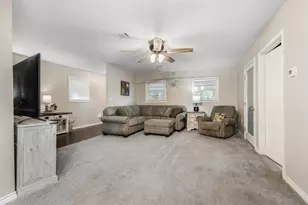 271 Lakewood Ln, Pottsboro, TX 75076 - Photo 10