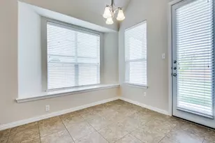 2405 Playa Del Mar Dr, Little Elm, TX 75068 - Photo 10