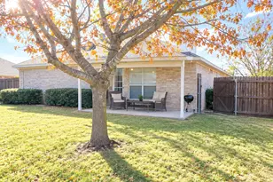 1007 Miles Ave, Burleson, TX 76028 - Photo 1