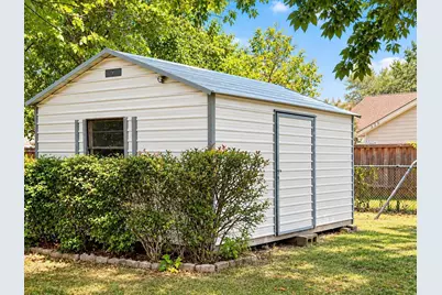 231 Brazos Street, Garland, TX 75041 - Photo 18