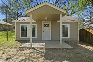 613 Bryan St, Weatherford, TX 76086 - Photo 1